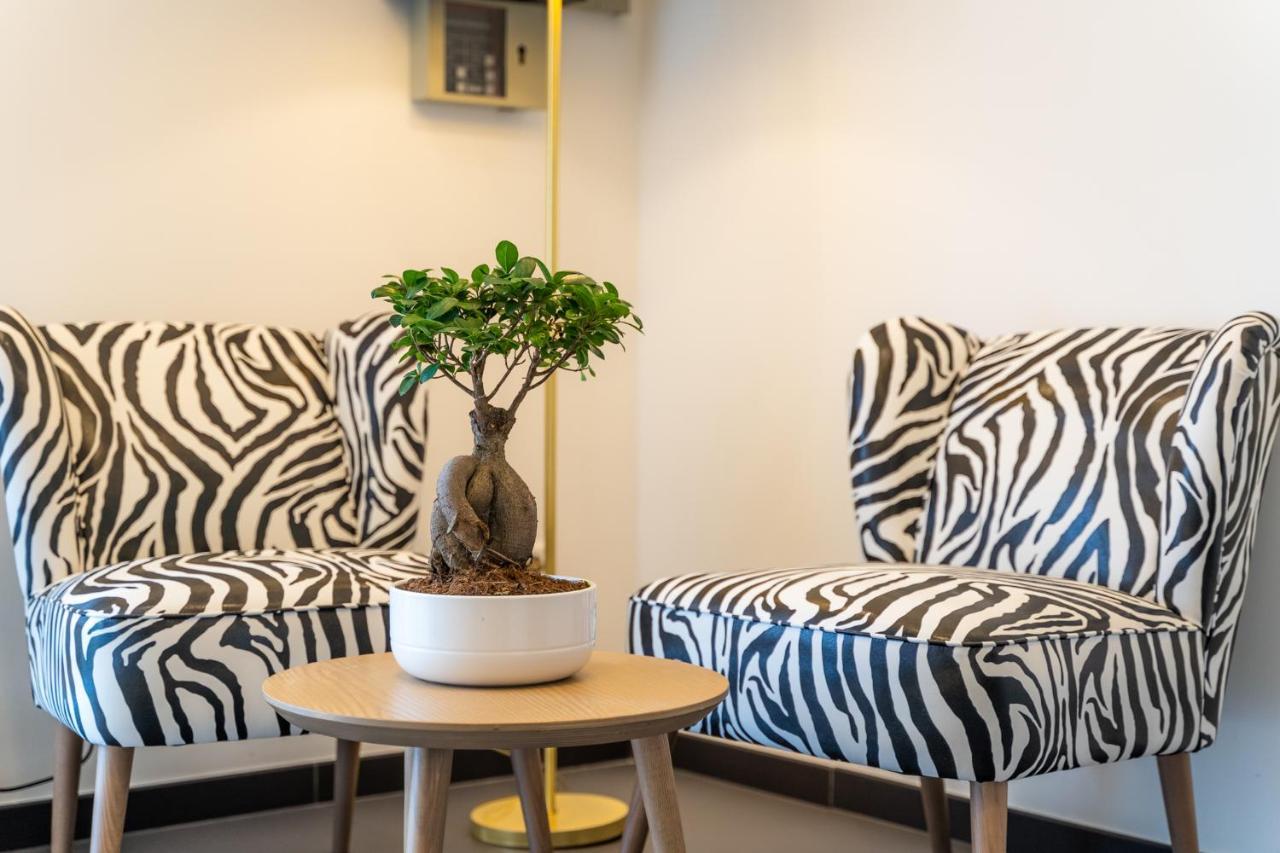 Hotel No151 Differdange Eksteriør bilde
